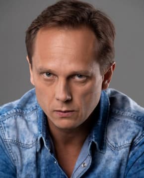 Максим Заусалин - Биография