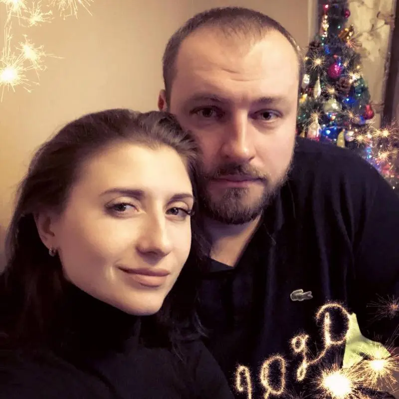 Антон Непомнящий - Биография