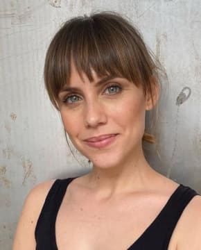 Аура Гарридо - Биография