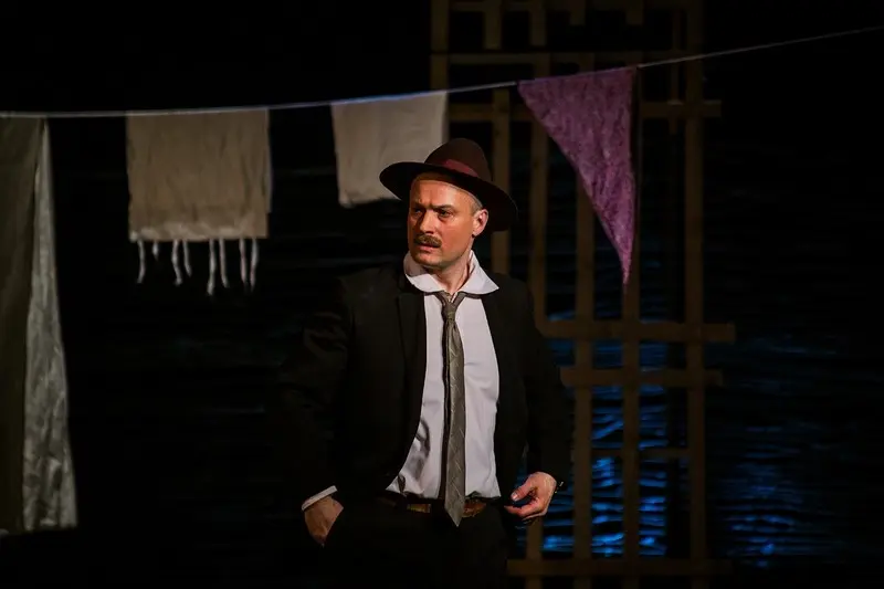 Андрей Иванов - Биография