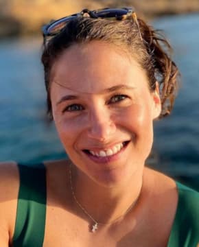 Мелани Бернье - Биография