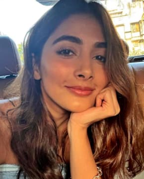 Пуджа Хегде - Биография