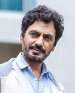 Навазуддин Сиддикуи - Биография