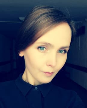 Марина Засухина - Биография