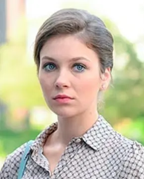 Анна Мельникова - Биография