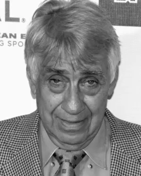 Филип Бейкер Холл - Биография