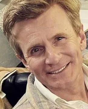 Чарльз Эдвардс - Биография