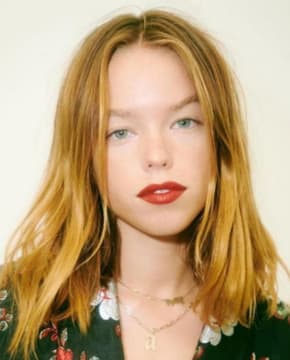 Милли Алкок - Биография