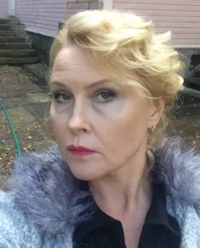 Елена Руфанова - Биография