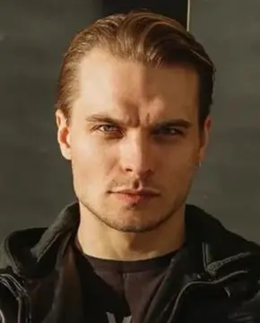 Антон Даниленко - Биография