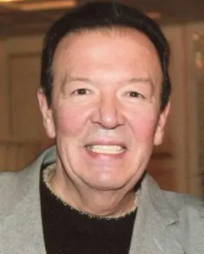 Владимир Новиков - Биография