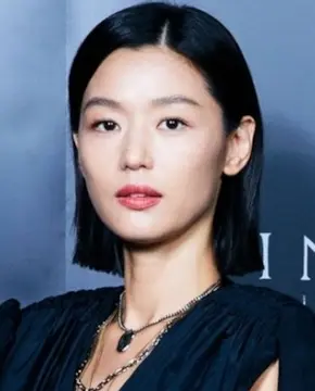 Чон Джи Хён - Биография