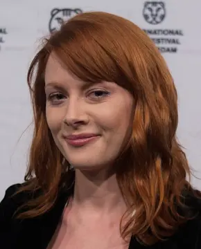 Эмили Бичем - Биография