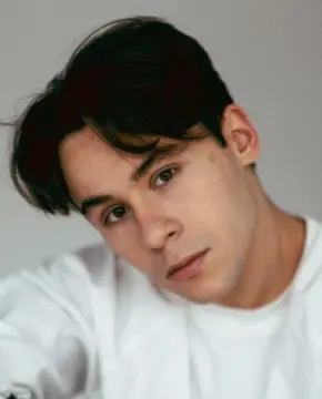 Андрей Михайлов - Биография