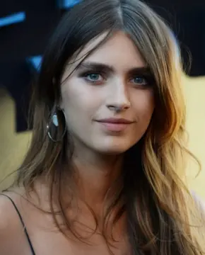 Нелл Тайгер Фри - Биография