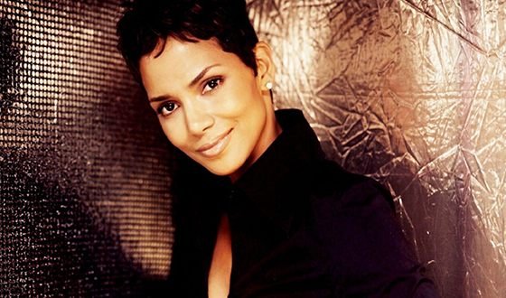 Биография Холли Берри - Иностранные актеры.