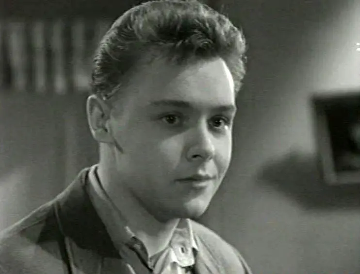 Кирилл Столяров - Биография