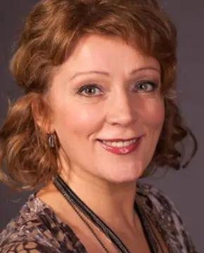 Алла Пролич - Биография