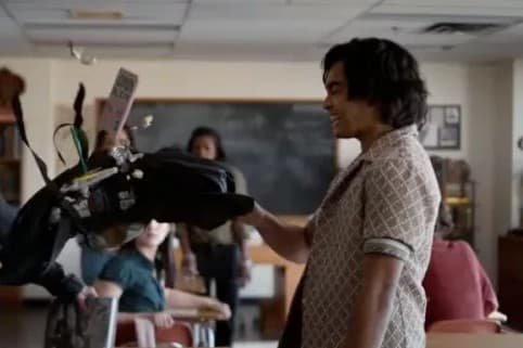 Кристиан Флорес - Биография