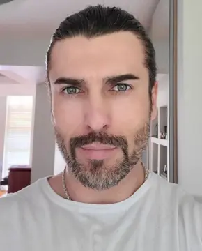 Дженгиз Джошкун - Биография