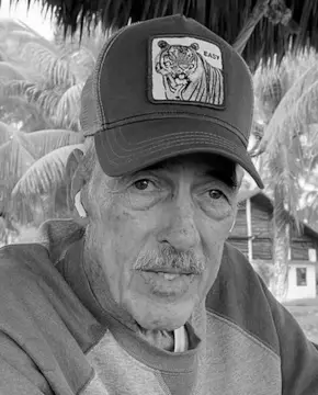 Андрес Гарсия - Биография