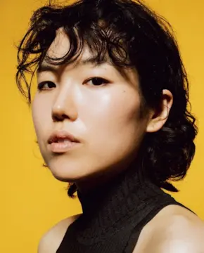 Пак Чи Мин - Биография