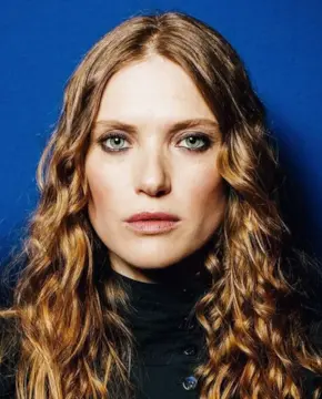 Флёр Жеффрие - Биография