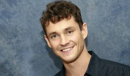 Биография Хью Дэнси - Иностранные актеры.