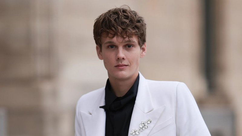 Биография Хантера Дуэна - Иностранные актеры.