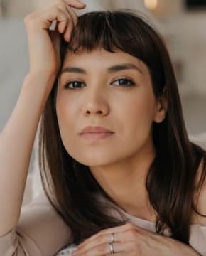 Аделина Гизатуллина - Биография