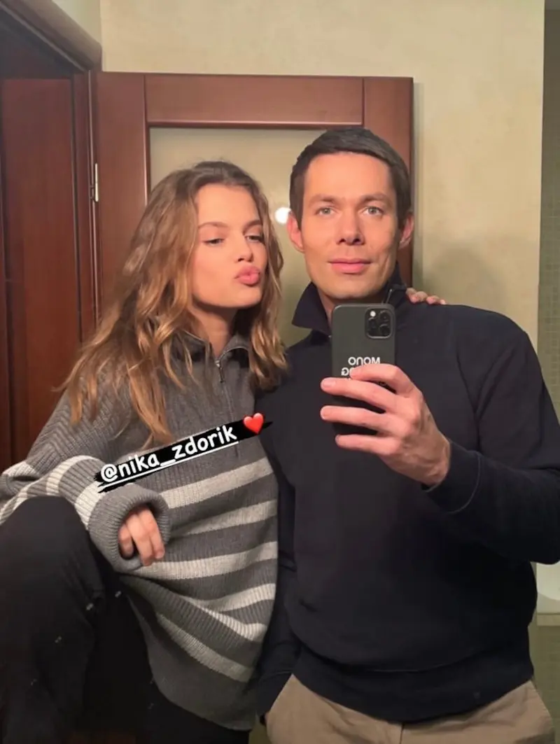 Ника Здорик - Биография