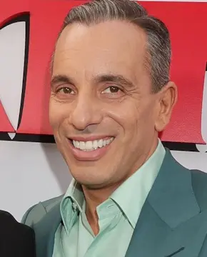 Себастьян Манискалко - Биография