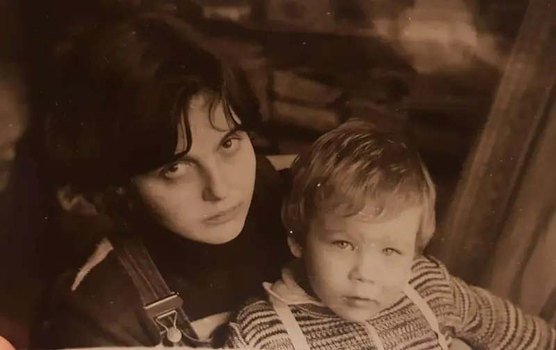 Мириам Александрович - Биография