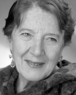 Надежда Надеждина - Биография