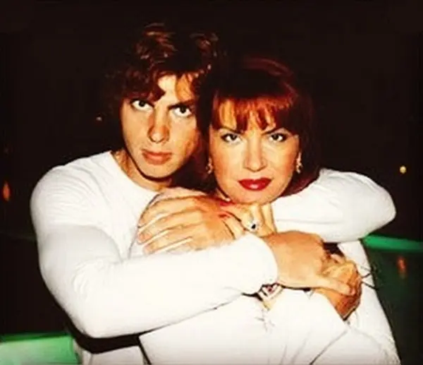 Дмитрий Малашенко - Биография