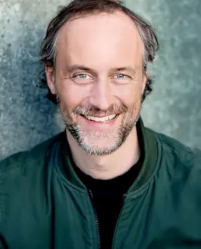 Томас Нихаус - Биография