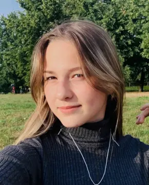 Ксения Юнусова - Биография