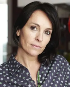 Джульетт Обри - Биография