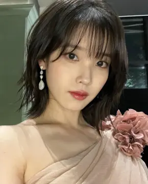 Ли Джи Ын - Биография