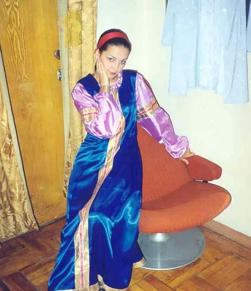 Рамиля Искандер - Биография