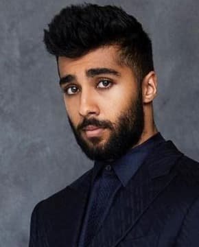 Чанил Кулар - Биография