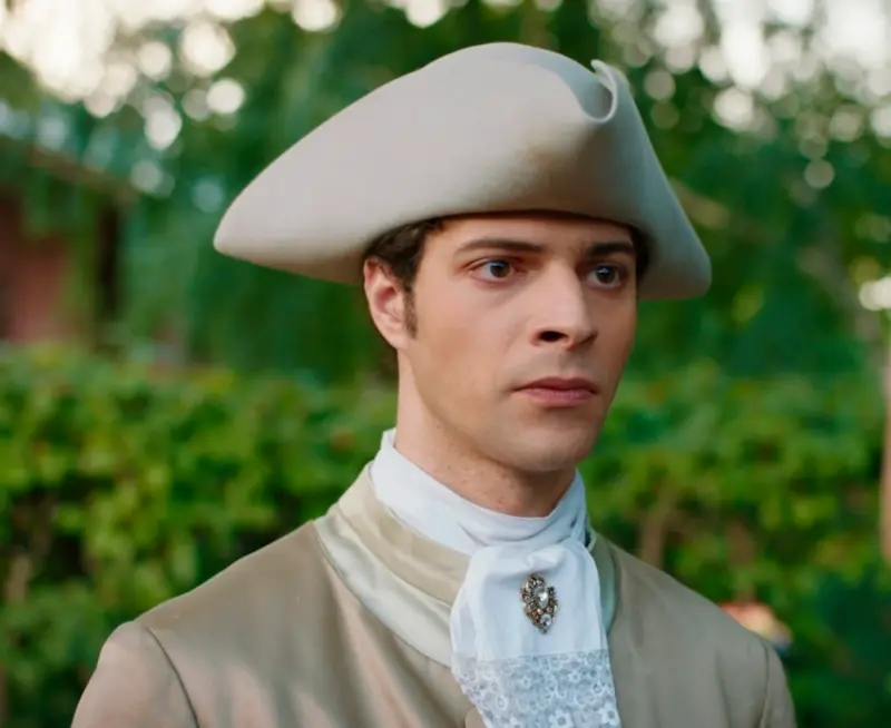 Никита Крахмалёв - Биография