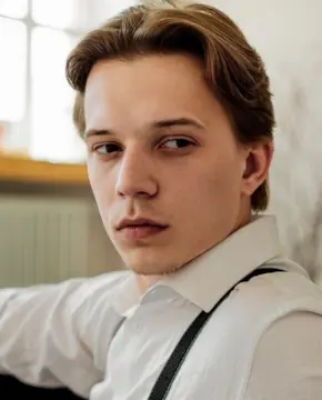 Данила Шубнов - Биография