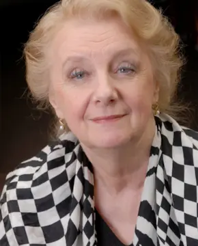 Мария Кнушевицкая - Биография