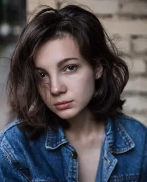 Алина Гвасалия - Биография