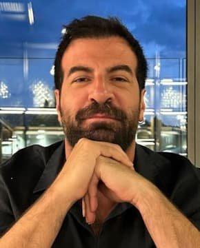 Исмаил Демирджи - Биография