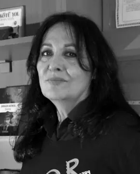 Севда Фердаг - Биография