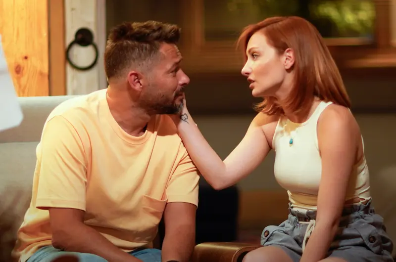 Башак Гюмюлджинелиолу - Биография