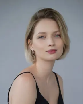 Кристина Шелобкова - Биография