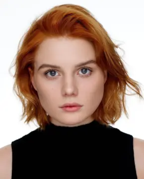 Александра Новикова - Биография